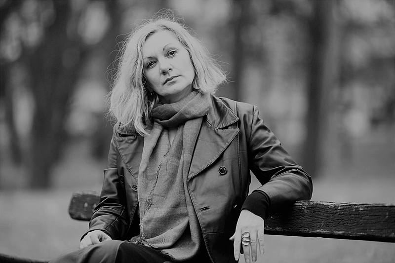 Književne večeri OLJK-a: VLASTA GOLUB o svom najnovijem romanu "RITAM ODLAZAKA"